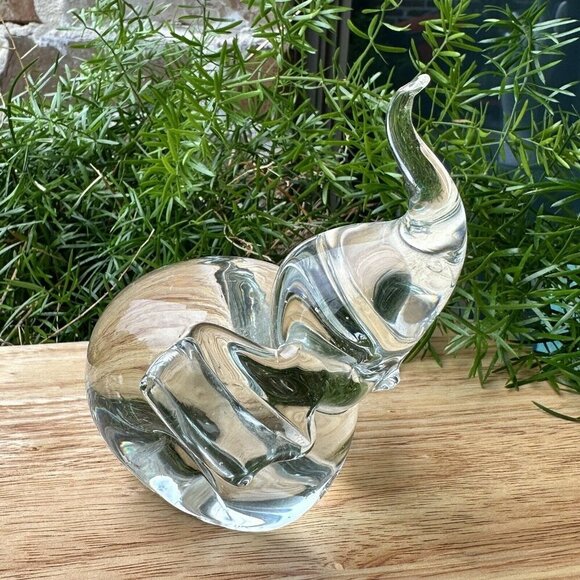 Elephant Figurine Paperweight 4.75" Hand Blown Crystal Art Glass Ground Base - Picture 7 of 7